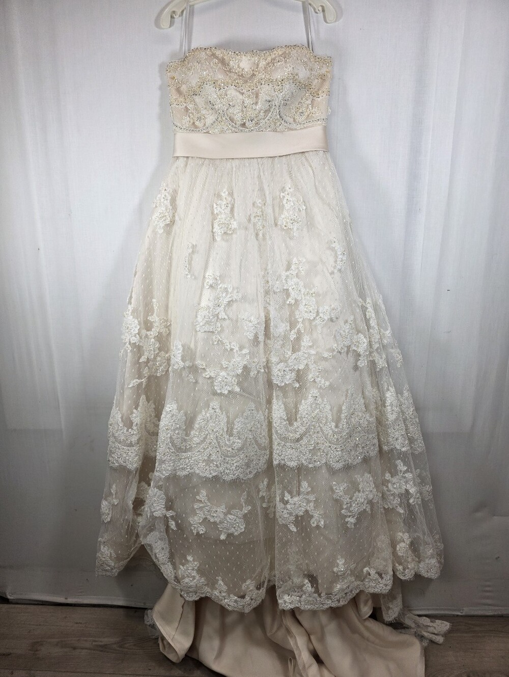 NWT Casablanca Bridal 1900 Wedding Dress Strapless Lace Gown Champagne Size 14